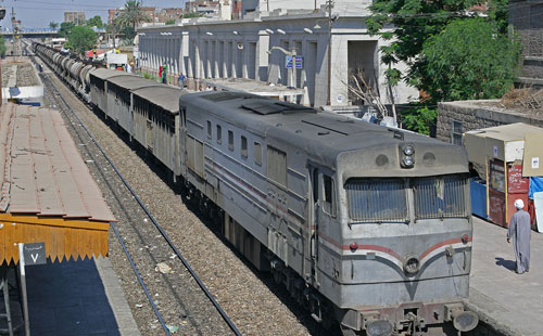 تعطل حركة قطارات أحد الخطوط الفرعية للوجه البحرى بسبب غزارة الأمطار