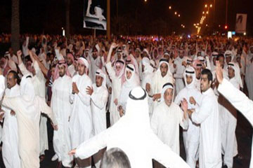 اعتقال 25 متظاهرا فى مسيرة للمعارضة الكويتية