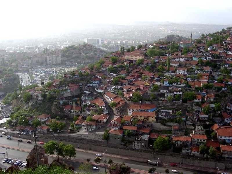 رغم خطورة العمل في أفريقيا “أنقرة” توسع اهتماماتها الإقتصادية بالقارة