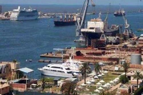 استمراراغلاق بوغازي الاسكندرية والدخيلة لسوء الاحوال الجوية