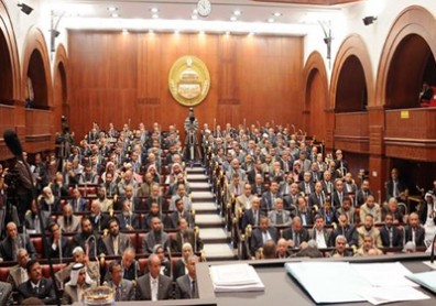 نواب الشورى : تغيير الوزراء  لن يحل الازمة الاقتصادية والامنية و ننتظر انجازات الحكومة فى ثوبها الجديد