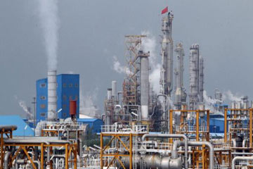 إيران تفتتح أكبر مستودع للغاز الطبيعي بالشرق الأوسط