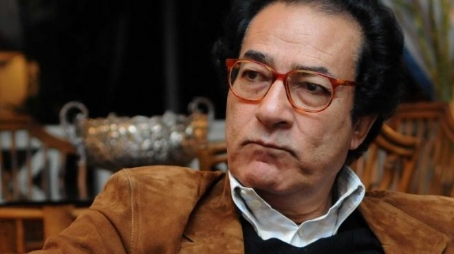 محكمة الجنايات تقضي ببراءة فاروق حسني من تهمة الكسب غير المشروع