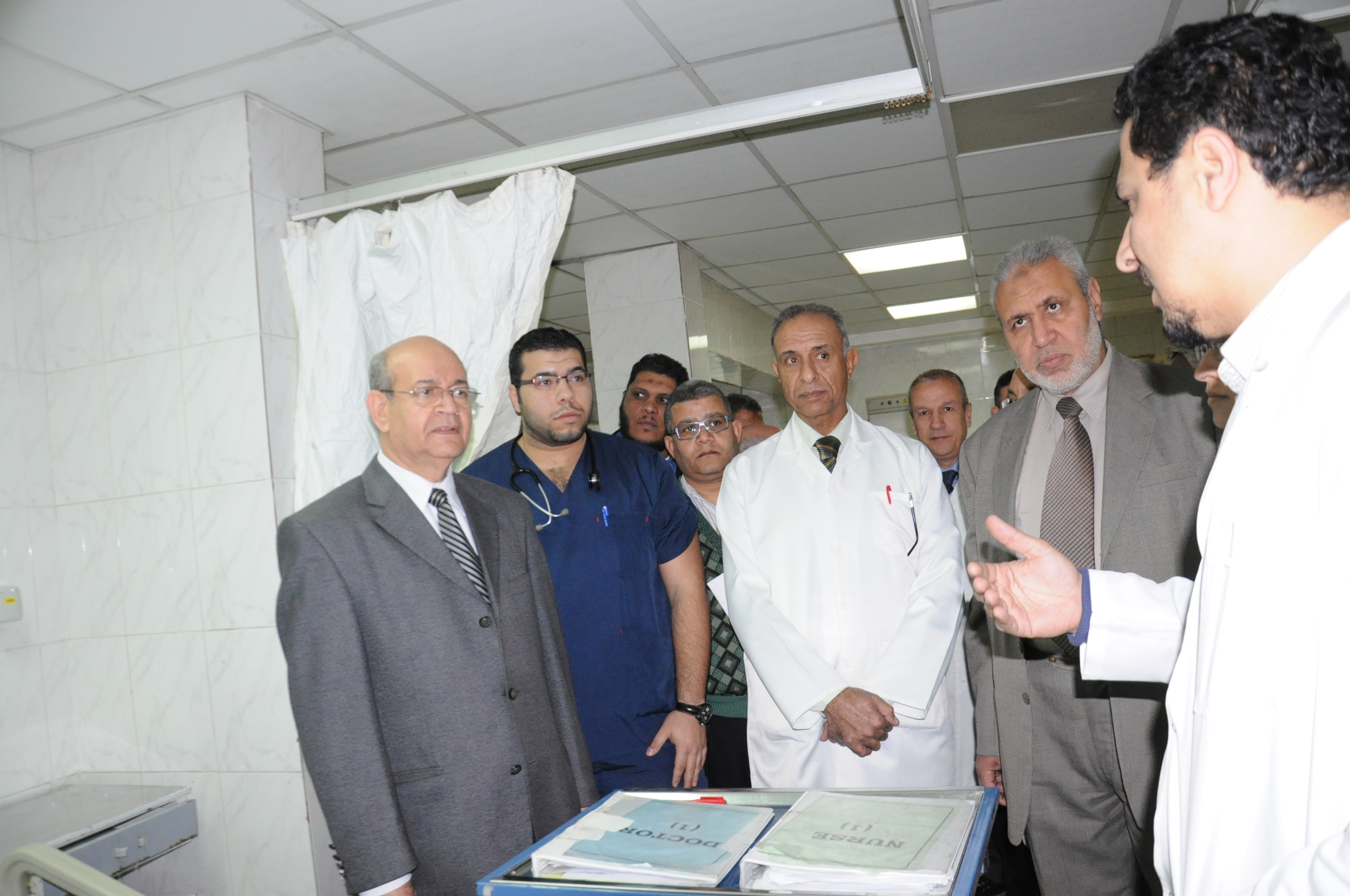 محافظ الجيزة يدعم مستشفى صدر العمرانية بجهاز منظار شُعب هوائية