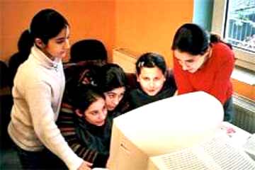 دراسة: التلاميذ المعتمدين على الكمبيوتر بدراستهم يحققون اعلى الدرجات