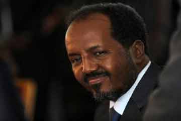 الرئيس الصومالي يقترح عفوا عن القراصنة