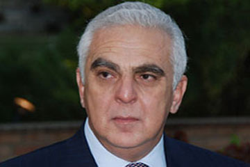 إخلاء سبيل أمين أباظة في قضية الإستيلاء علي أراضي الخريجين