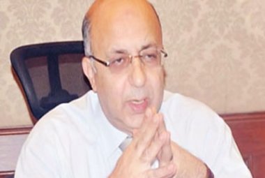 الهياتمى  يقترح على “الخارجية” عمل مكتب للتأشيرات بمطروح