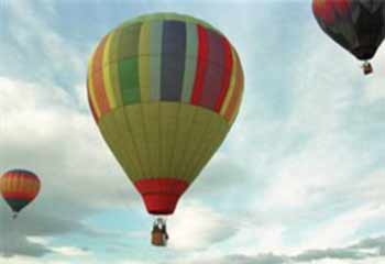 مصدر أمنى: وفاة 19 سائحا فى حادث سقوط المنطاد بالأقصر