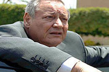 الجنايات تقرر اخلاء سبيل منير ثابت بكفالة 50 الف جنيه