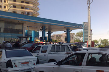 الداخلية: سطو مسلح على محطة وقود بالجيزة وسرقة 32 الف جنيه