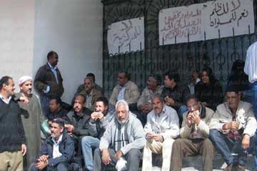 إغلاق مجلس مدينة سفاجا.. واستمرار اضراب العاملين بمرسى علم