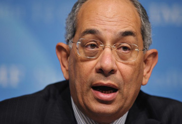 20 أبريل..محاكمة غالي أمام الجنايات بتهم التزوير وإهدار 20 مليون جنيه من المال العام