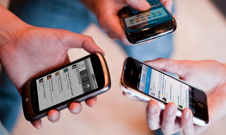46 % من حاملى الهواتف الذكية يستخدمونه فى الخدمات التقليدية