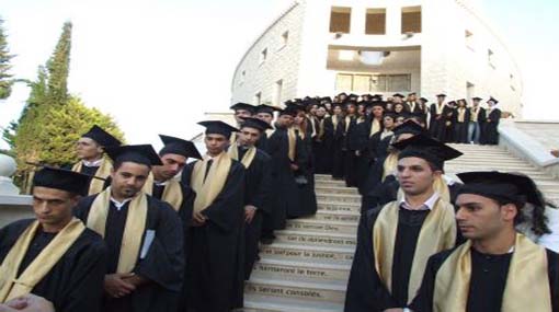 “الاتصالات” تتوسع فى مشروعات تأهيل طلاب الجامعات