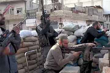 مقاتلون معارضون للنظام السوري يسقطون طائرتين حربيتين في شمال غرب البلاد