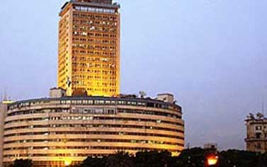 “التليفزيون” يستحوذ على 45 % من سوق الاعلانات فى مصر ..والصحف فى المركز الثانى