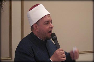 هاشم إسلام: “فتاوى الفضائيات” التحدي الحقيقي أمام المفتي الجديد