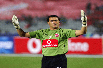 اتحاد الكرة يقبل اعتذار الحضري بعد تراجعه عن اعتزال اللعب الدولي