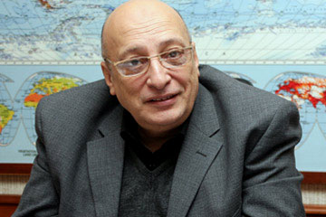 الصياد: توقف بث النيل للأخبار فى السادسة والنصف مساء الاثنين