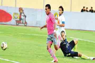 طاهر : إنتزعنا الفوز من فريق عنيد .. وروح جديدة بالزمالك