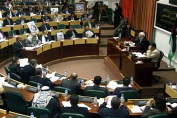 مصدر فلسطينى: خلافات تمنع حسم قانون الانتخابات في لقاءات القاهرة