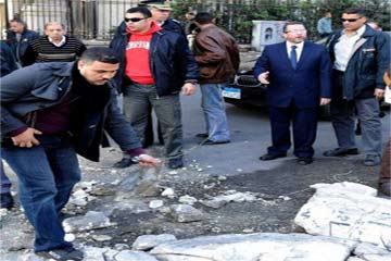 قنديل يقوم بجولة في التحرير ومحيط الاتحادية