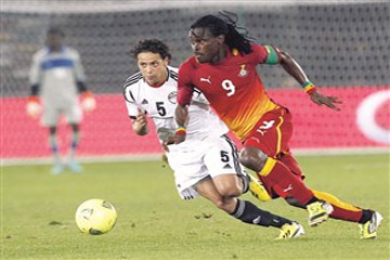 أخطاء الدفاع تتسبب في هزيمة المنتخب المصري أمام تشيلي بهدفين مقابل هدف