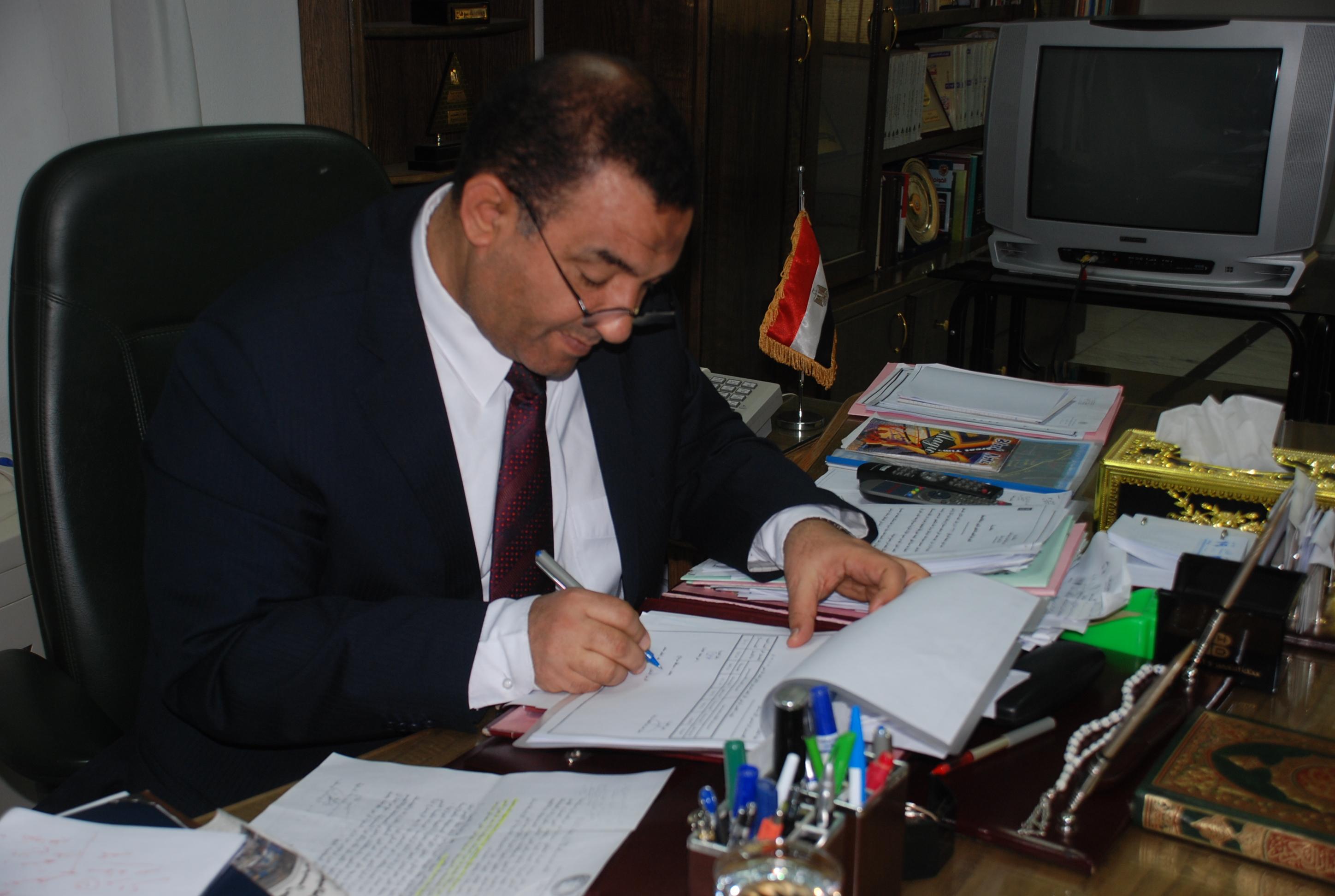 محافظ سوهاج يعتمد نتيجة الشهادة الاعدادية