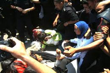 احزاب تنظم مسيرة”الشارع لنا” رفضا للاعتداء على المتظاهرين الأربعاء