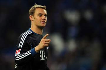 مدرب ألمانيا ينتقد تصريحات نيوير