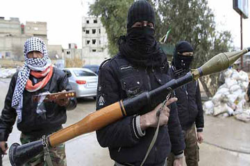 شهود: الجيش السوري يستعد لتنفيذ عملية واسعة في الغوطة