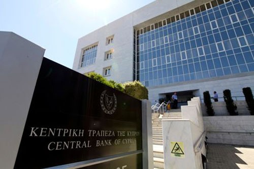 خبراء: أزمة قبرص الجنوبية المالية ” فرصة ذهبية” للمصارف اللبنانية