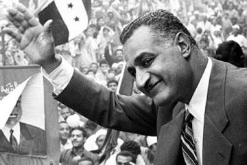 وحدة المضبوطات الأثرية تحبط تهريب مقتنيات شخصية لـ”عبدالناصر”