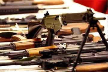 ضبط سائقين بحوزتهما مدفع جرينوف و4 بنادق آلية وطلقات مختلفة الأعيرة بمطروح