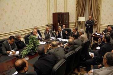 صحة الشورى توعد بإدراج العامليين الاداريين بقطاع الصحة للكادر