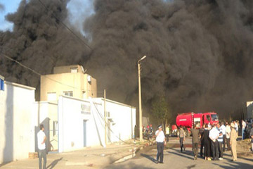 حريق يلتهم مصنعا للكرتون بالصالحية الجديدة و الخسائر بالملايين