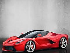 شاهد نسختين تصميميتين أوليتين من فيرارى لافيرارى فى متحف الشركة الإيطالية