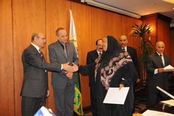 محافظة الجيزة تكرم الأم المثالية والاعتبارية والابن البار