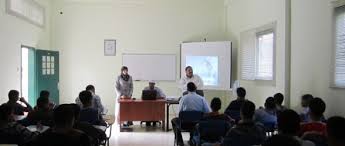 400 مدرسة مصرية تشارك فى مشروع التكنولوجيا وتحسين الآداء التعليمي ..ومد المنحة إلى أغسطس 2013