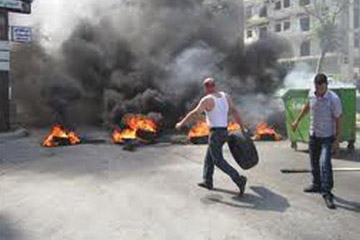 توتر وقطع طرق إثر اعتداء شيعة على مشايخ سنة بـ “بيروت”