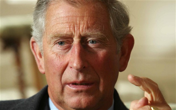 صحيفة بريطانية: الأمير تشارلز يتلقى دروسًا فى اللغة العربية