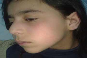 طالبة تتهم معلمة بضربها بالحذاء فى مدرسة ببني سويف