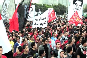 “ألتراس أهلاوي” يحاصرون مجمع محاكم بالمنوفية للافراج عن زميلهم