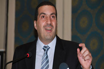 حزب مصر ينفي استقالة عمرو خالد من رئاسته