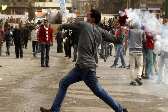 وكيل الصحة ببورسعيد: 151 إصابة حصيلة اشتباكات الشرطة والمتظاهرين