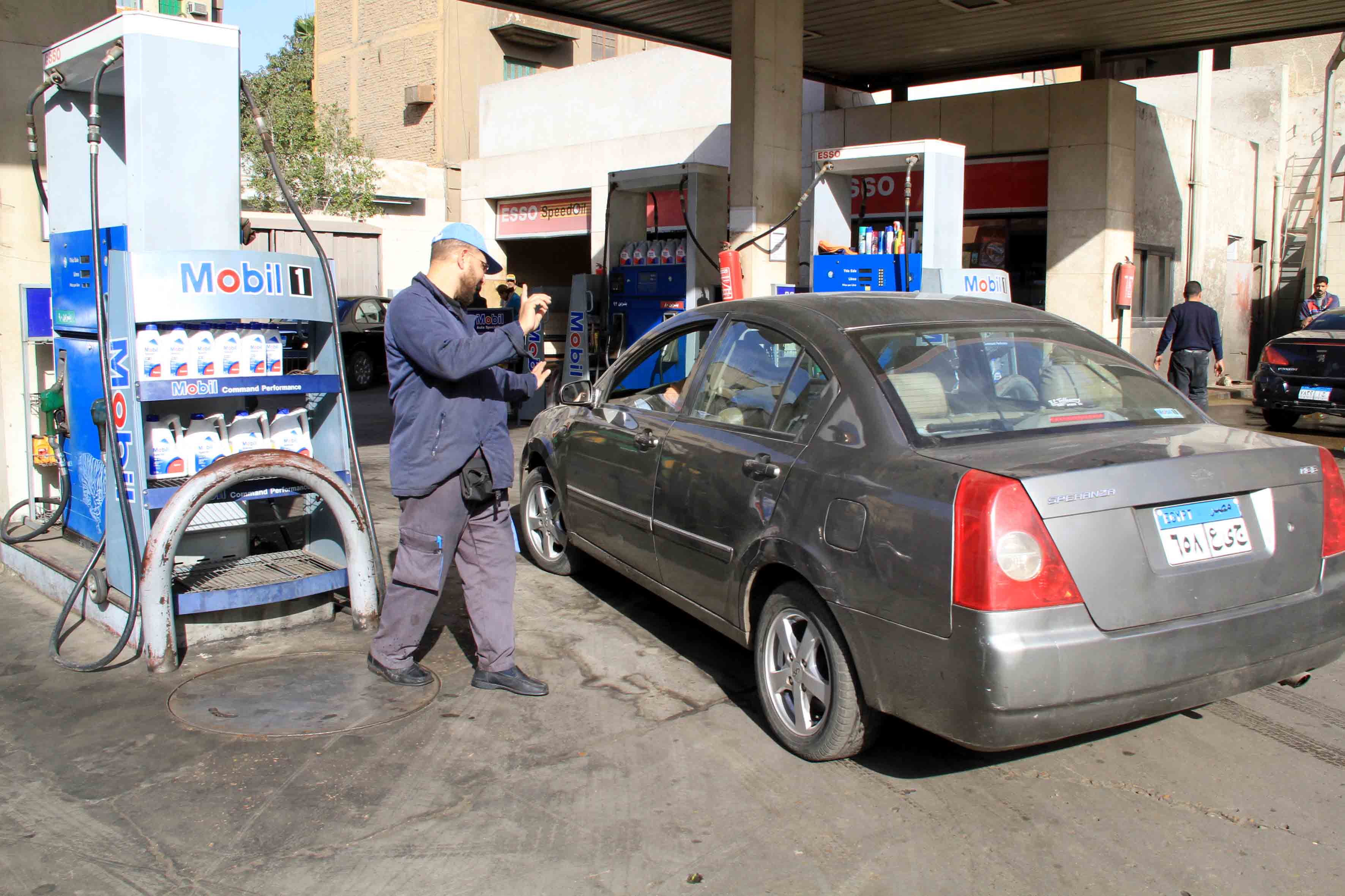 ازمة السولار والبنزين