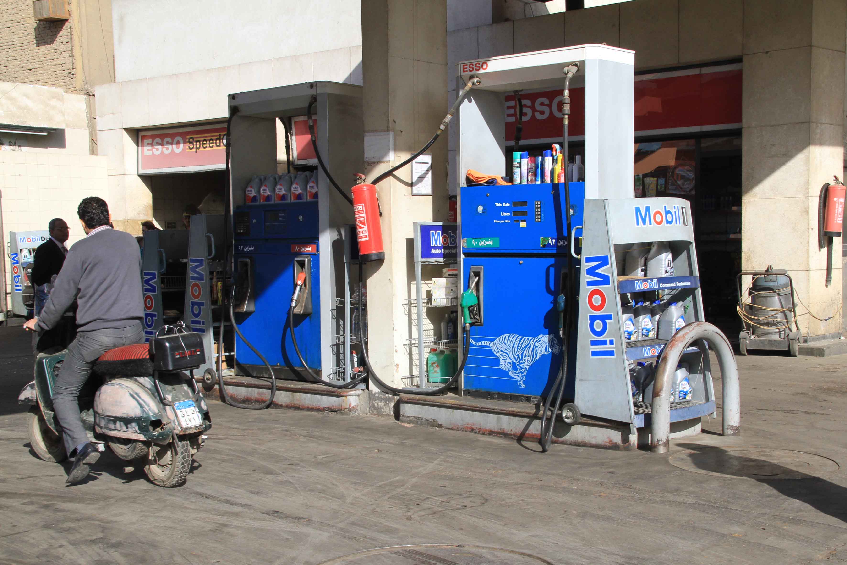 ازمة السولار والبنزين