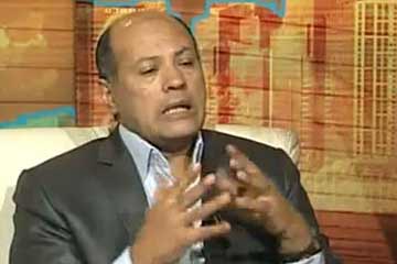 العبيدى: زيارة كيرى طبيعية وليست لإقناع الرئيس بقبول شروط جبهة الإنقاذ