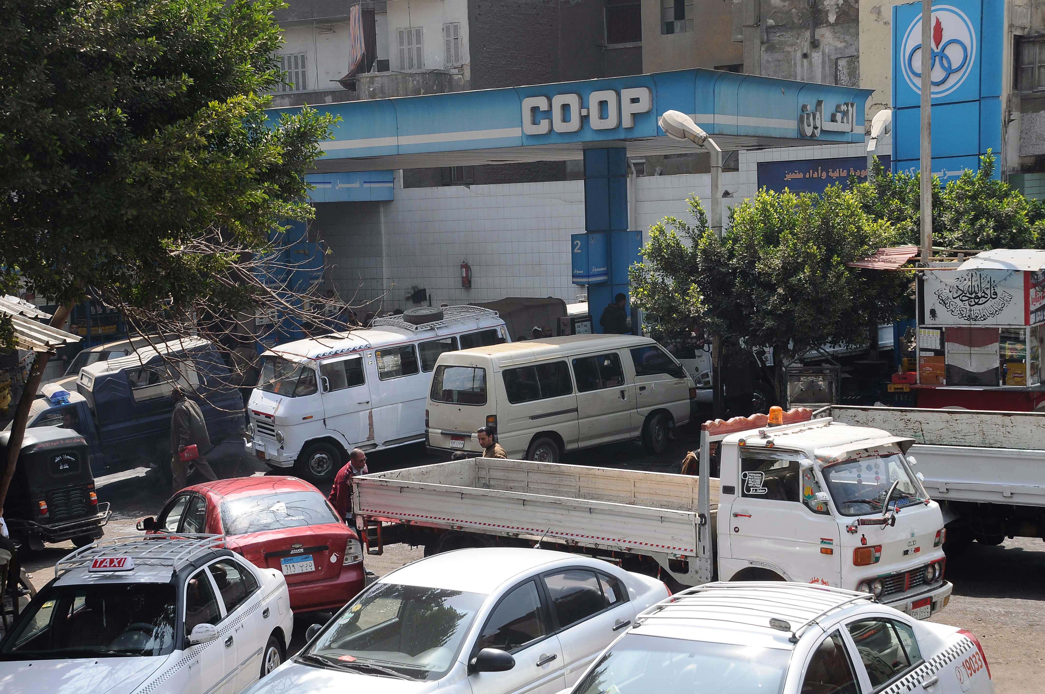 أزمة السولار والبنزين